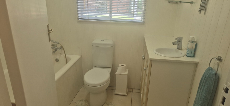 3 Bedroom Property for Sale in Noordhoek Free State